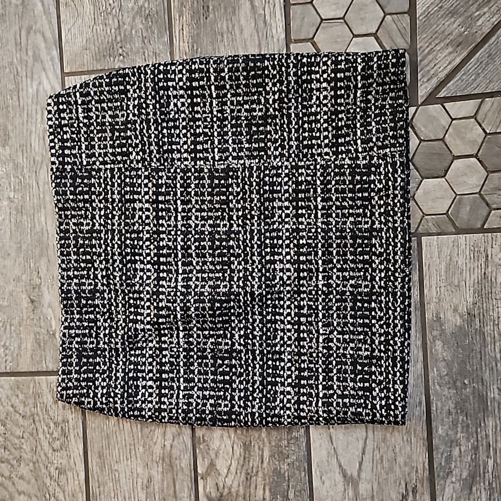 Express Knit Skirt Large
